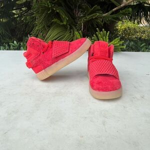 listing-status-banner